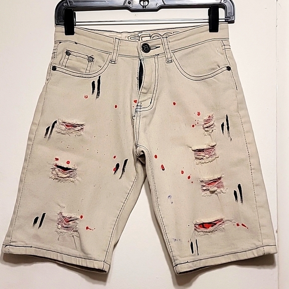 Men's LR Scoop Denim Distressed Shorts With Paint Splatter - Picture 15 of 15